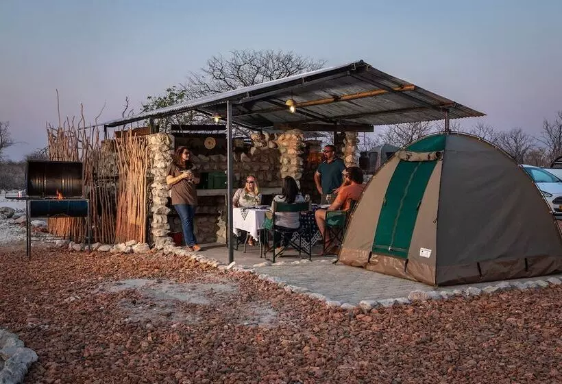 هتل Etosha Trading Post Campsite
