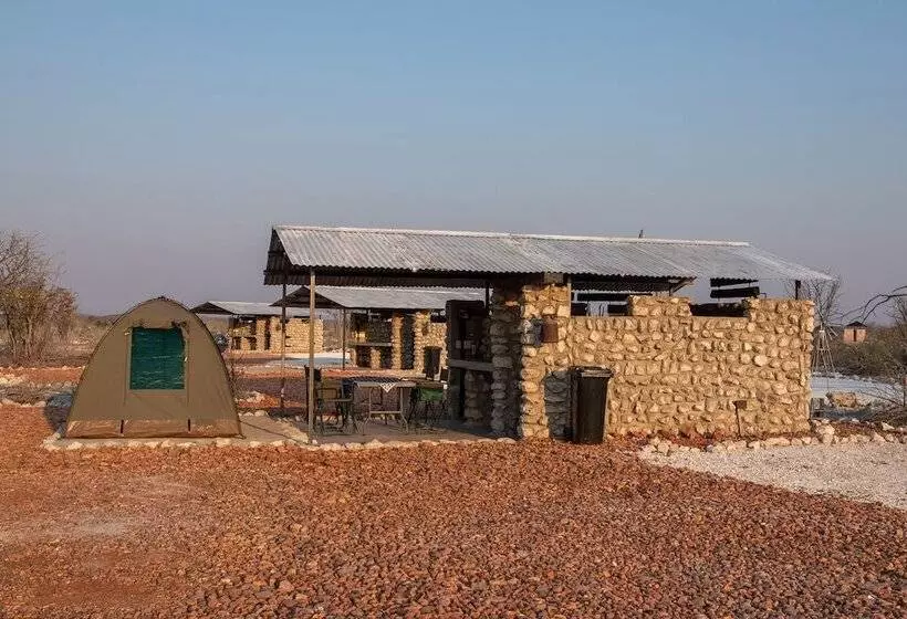 هتل Etosha Trading Post Campsite
