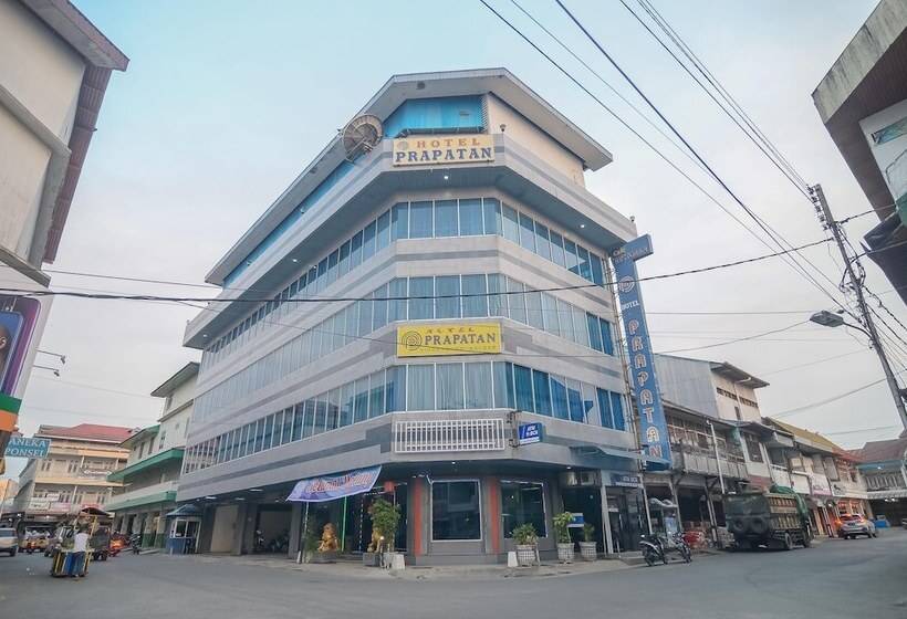 فندق Reddoorz Near Tugu Naga Singkawang