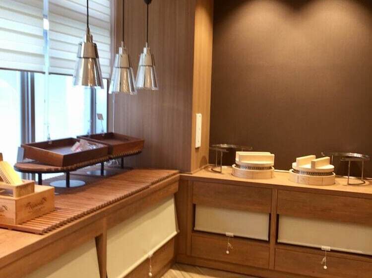 Super Hotel Premier Hakataeki