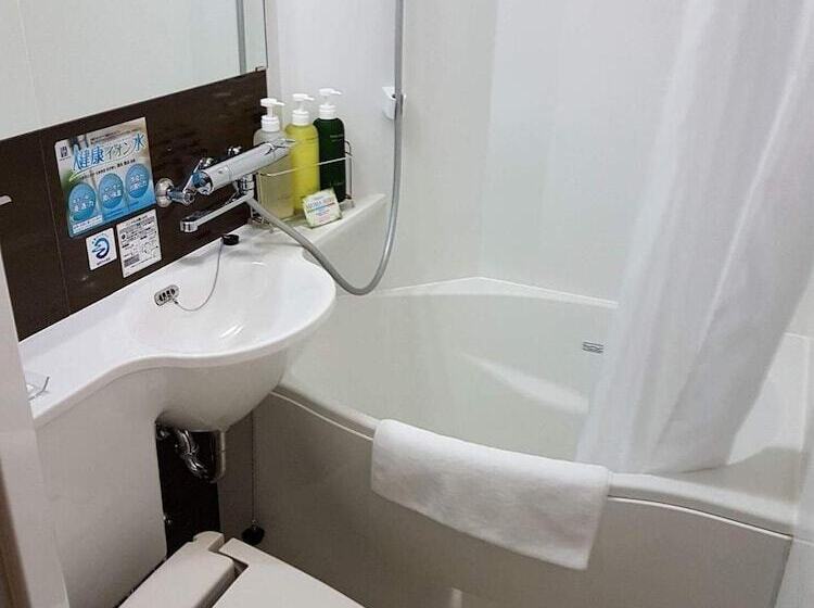 Super Hotel Premier Hakataeki