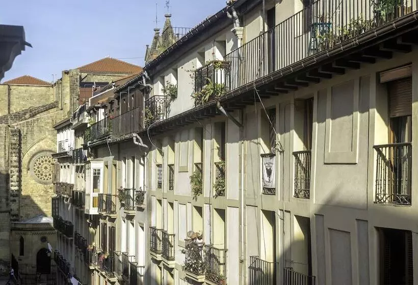 پانسیون Sansebastiánforyou 32 De Agosto Rooms