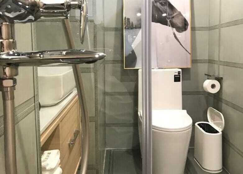 Tianguo Cuican Apartment