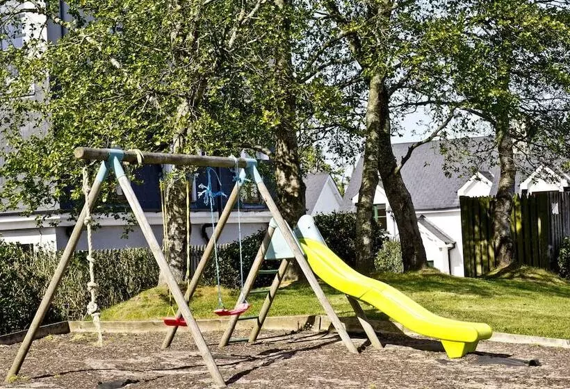 Upton Court Holiday Cottages