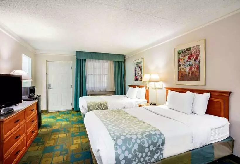 هتل Baymont By Wyndham Abilene