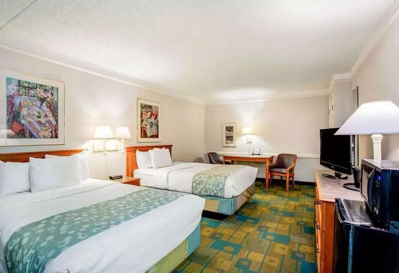 هتل Baymont By Wyndham Abilene