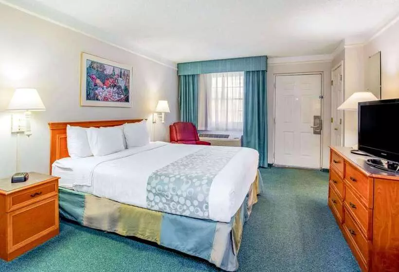 هتل Baymont By Wyndham Abilene