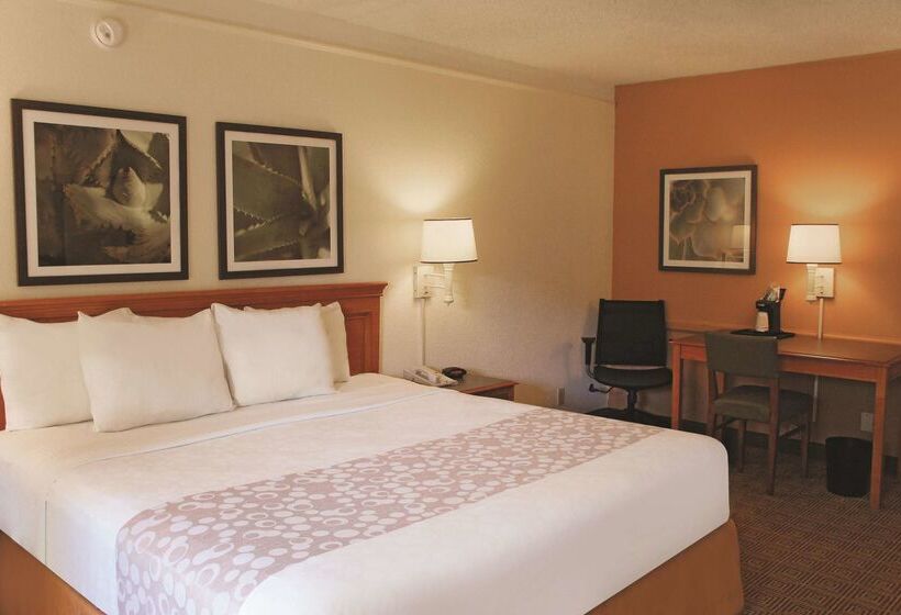 فندق Baymont By Wyndham Houston La Porte