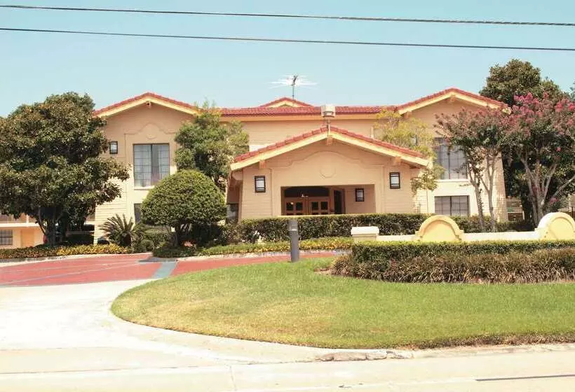 호텔 Baymont By Wyndham Houston La Porte