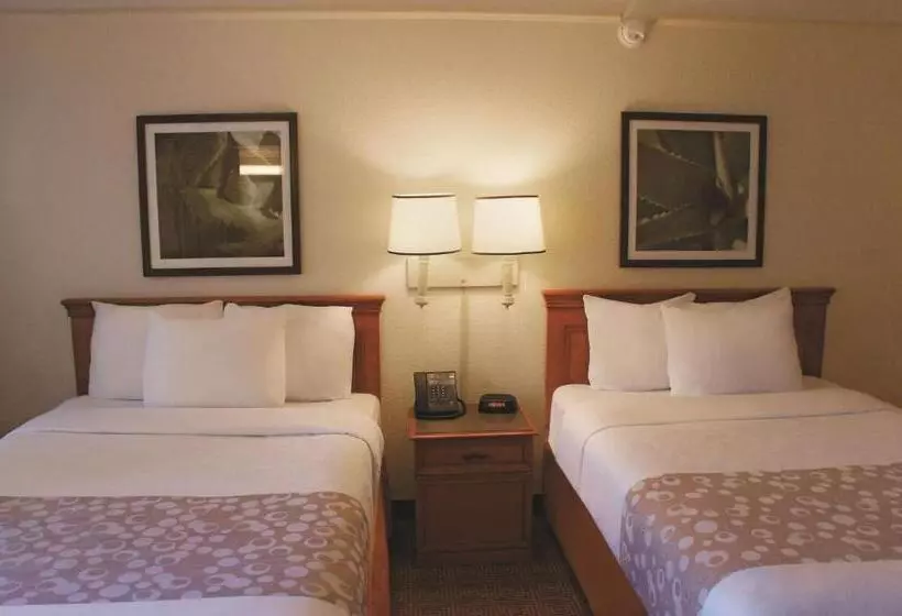 호텔 Baymont By Wyndham Houston La Porte