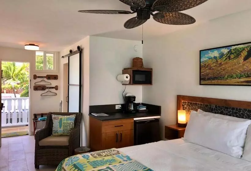 Отель Kona Tiki