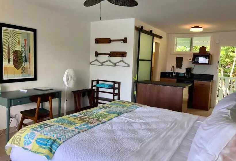 Отель Kona Tiki