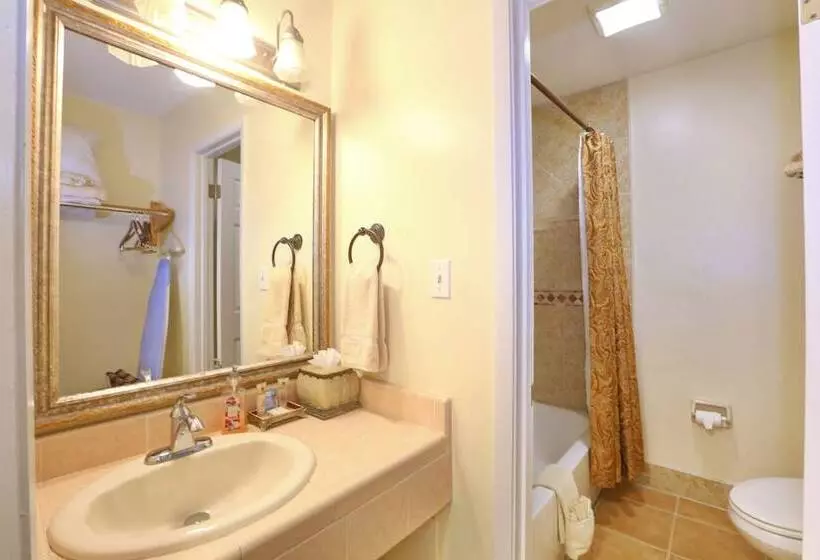 فندق La Fiesta Ocean Inn & Suites