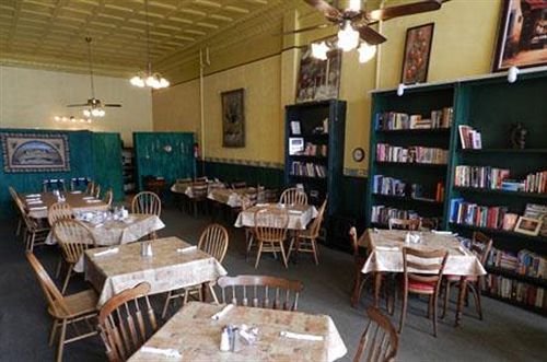 호텔 La Plaza Historic & Restaurant