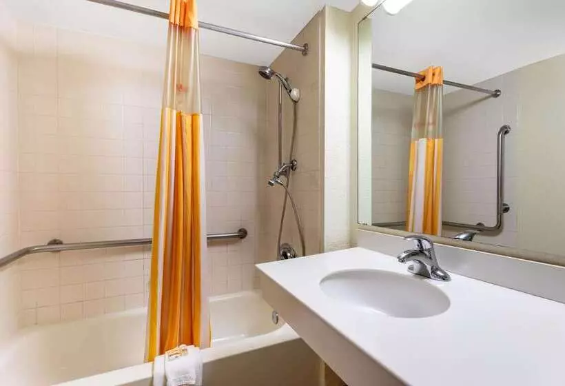 酒店 La Quinta Inn By Wyndham Huntsville Research Park