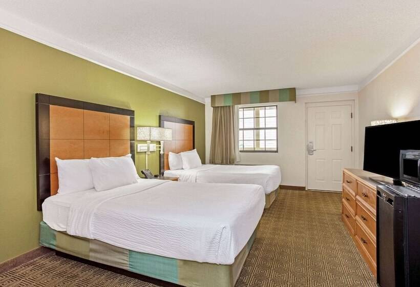 ホテル La Quinta Inn By Wyndham Orlando Airport West