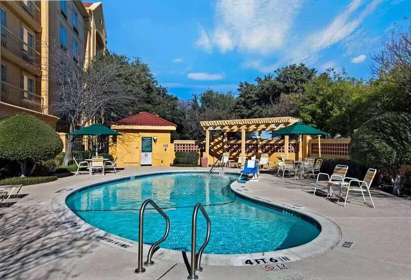 בית מלון כפרי La Quinta By Wyndham Dallas Arlington South