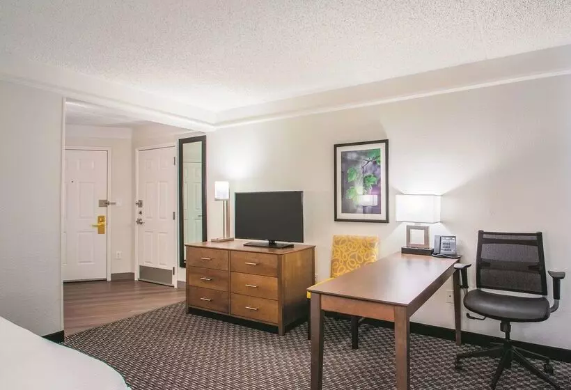 هتل La Quinta By Wyndham Orem University Pwy Provo