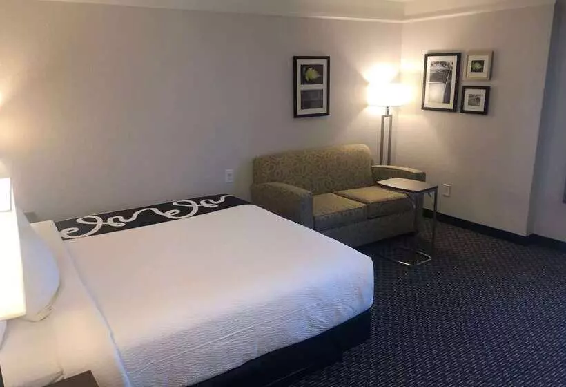 هتل La Quinta Inn & Suites By Wyndham Panama City