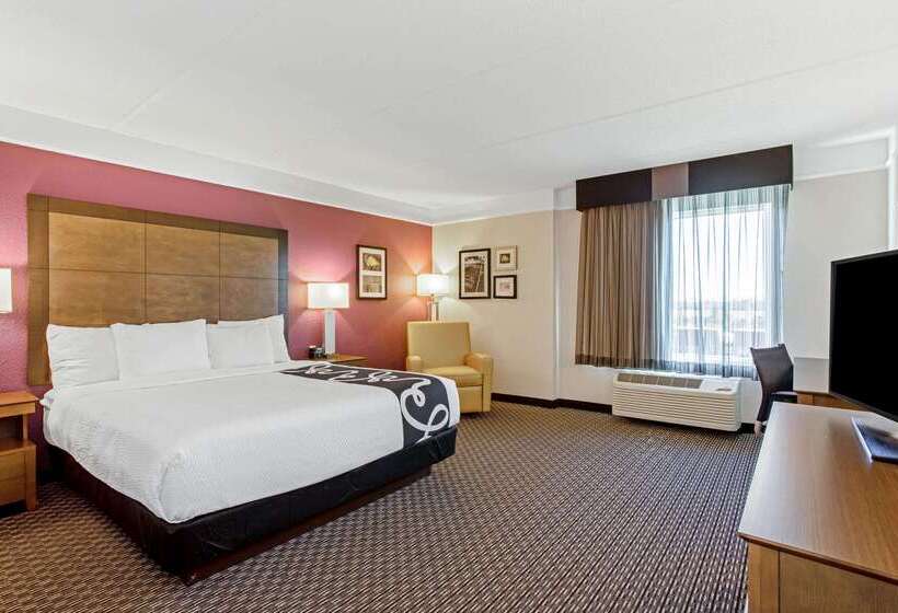 فندق La Quinta Inn & Suites By Wyndham Panama City