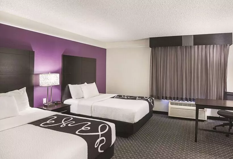 ホテル La Quinta By Wyndham Phoenix Scottsdale