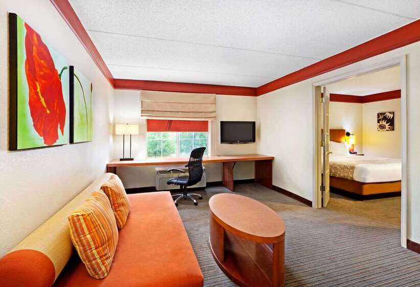 فندق La Quinta By Wyndham Raleigh Cary