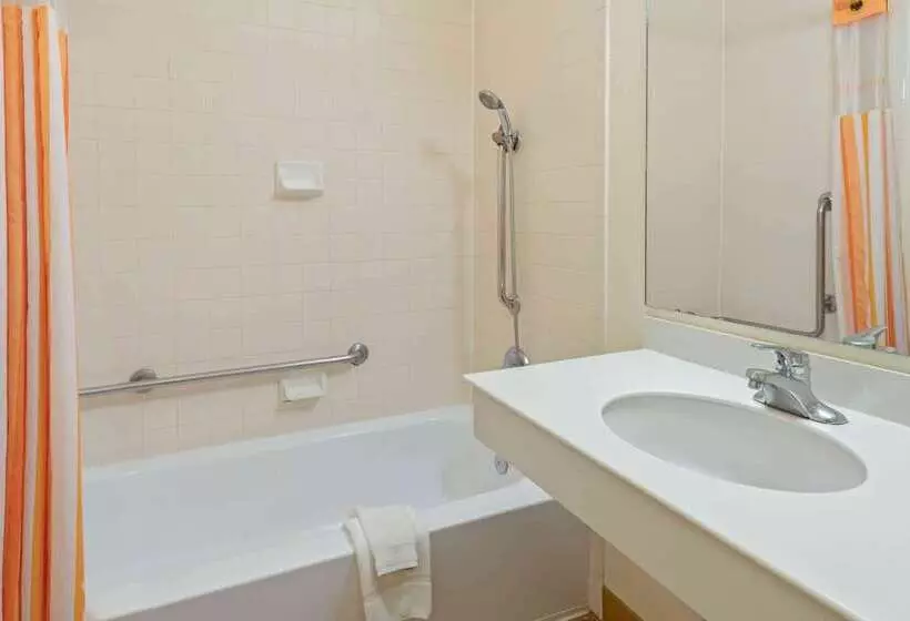 호텔 La Quinta By Wyndham Salt Lake City Layton