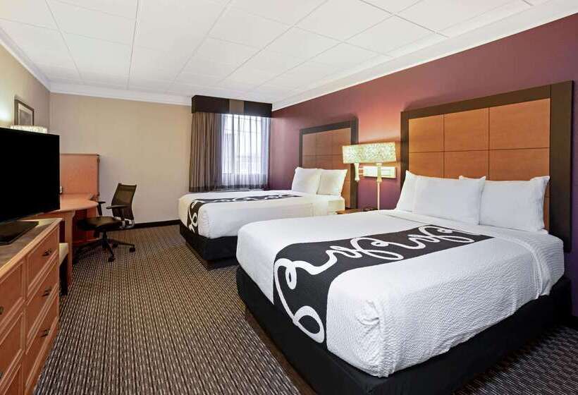 فندق La Quinta By Wyndham Tacoma Seattle