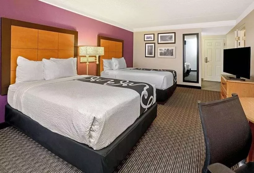 בית מלון כפרי La Quinta By Wyndham Tacoma   Seattle