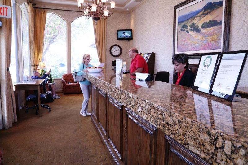 Otel Laguna Hills Lodgeirvine Spectrum