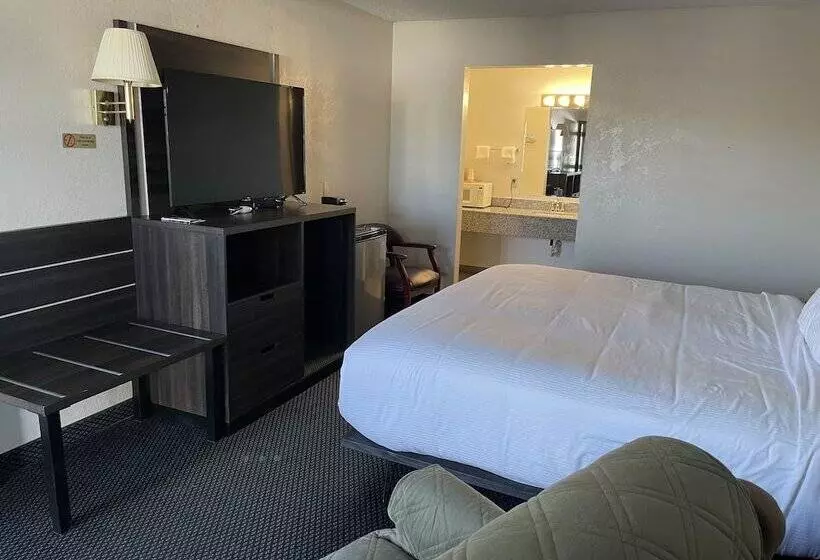 Отель Landmark Inn