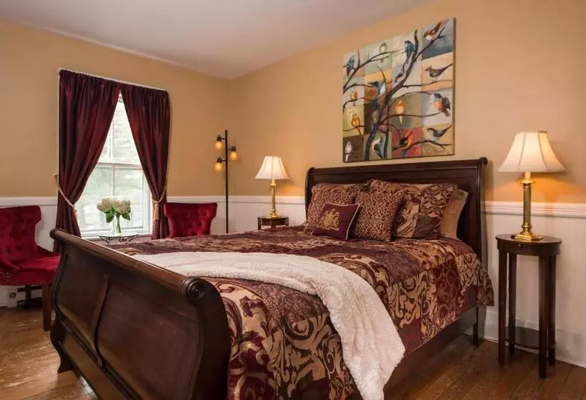 ホテル The Lincoln Inn & Restaurant At The Covered Bridge