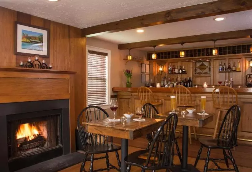 ホテル The Lincoln Inn & Restaurant At The Covered Bridge