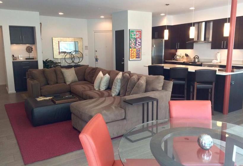 هتل Lodge At Lionshead