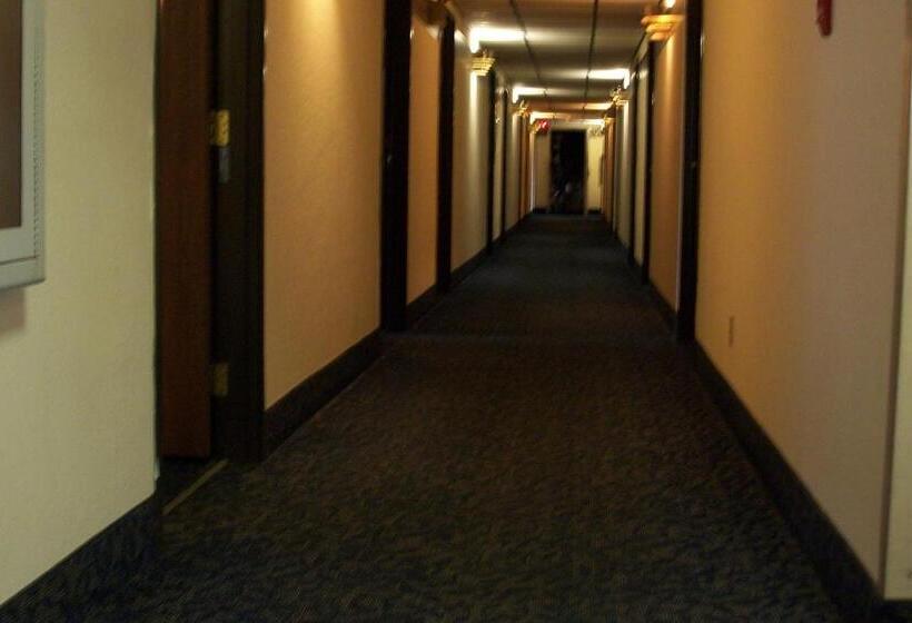 Отель Lodi Valley Suites