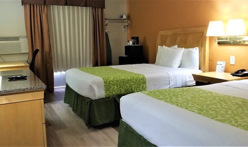 בית מלון כפרי Lyons Inn