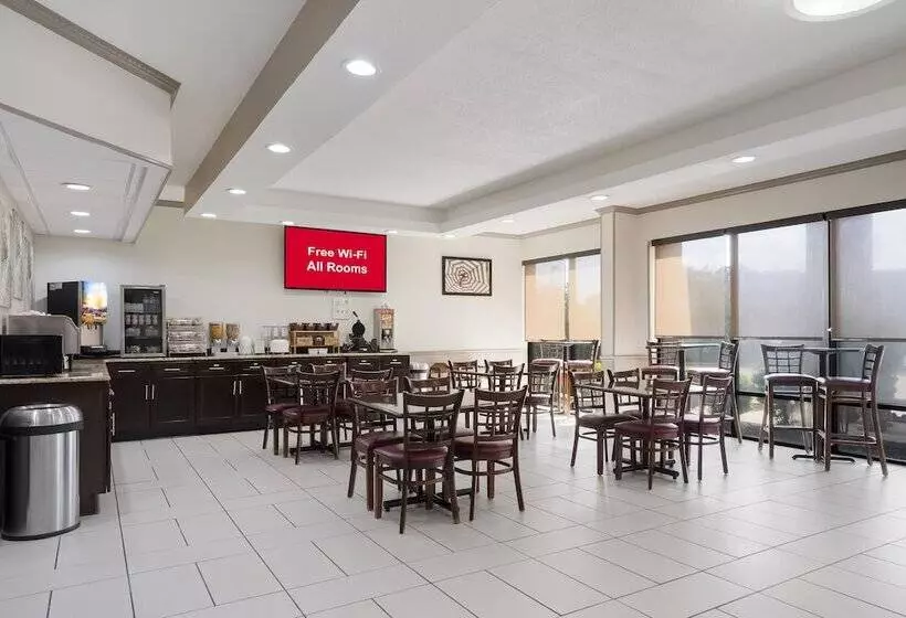 فندق Red Roof Inn & Suites Jacksonville, Nc