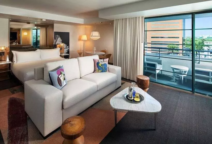 Sls Hotel, A Luxury Collection Hotel, Beverly Hills