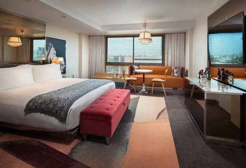 Sls Hotel, A Luxury Collection Hotel, Beverly Hills