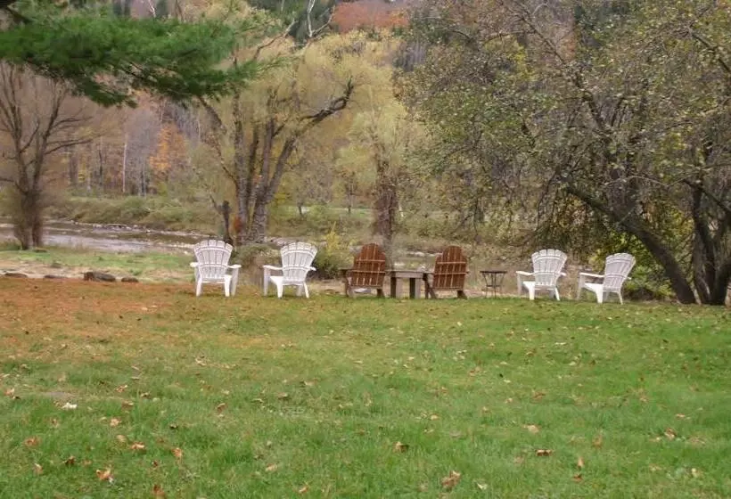 ホテル The Lincoln Inn & Restaurant At The Covered Bridge