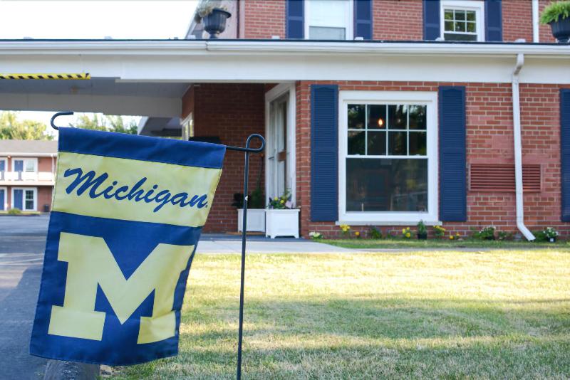 هتل The University Inn Ann Arbor