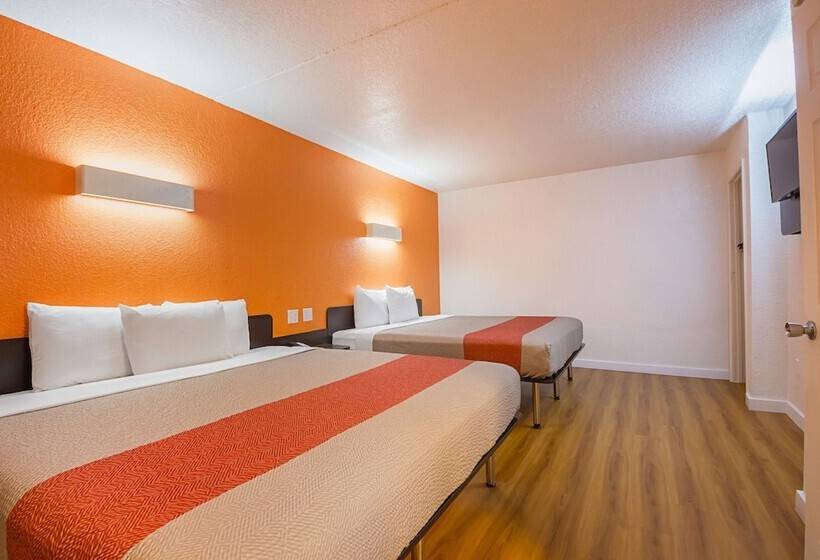 Motel 6garland, Tx  Northeast Dallas