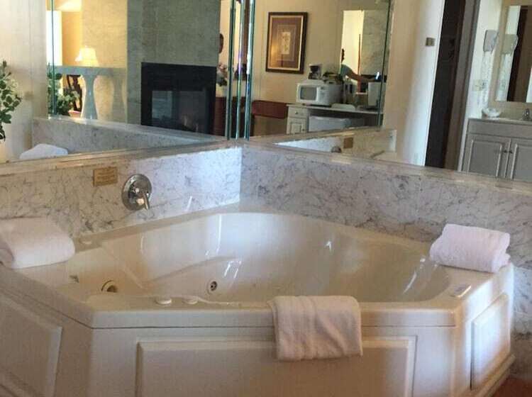 Motel Lockport Inn And Suites