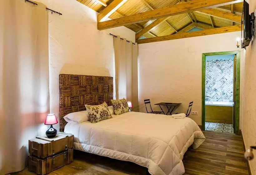 Hospedium Hotel El Nido De Alcudia Suites