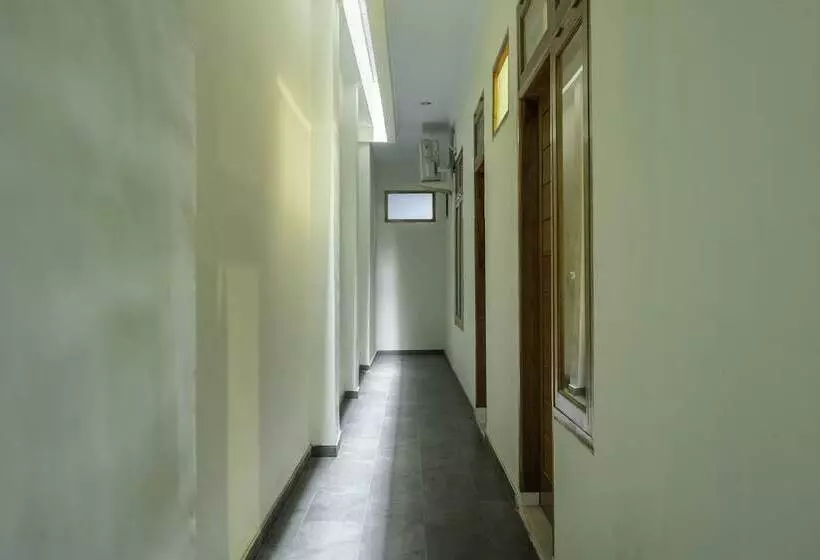 Hotelli Oyo 2259 Zleepy Ks Tubun