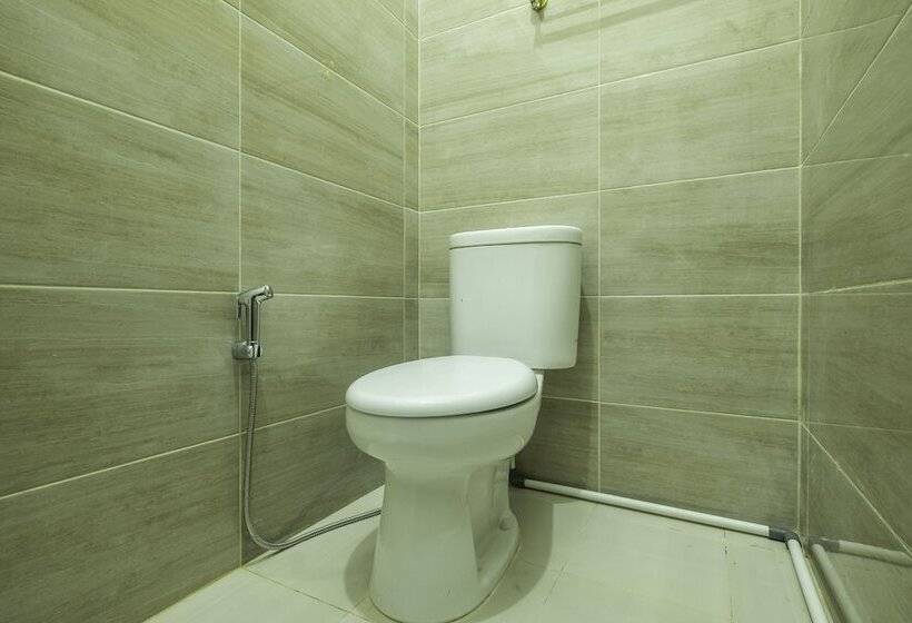 בית מלון כפרי Oyo 2259 Zleepy Ks Tubun