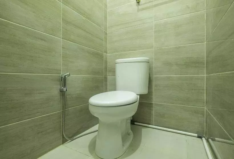 Hotelli Oyo 2259 Zleepy Ks Tubun