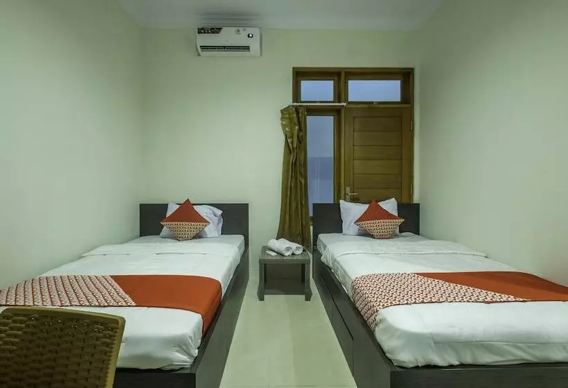 Hotelli Oyo 2259 Zleepy Ks Tubun