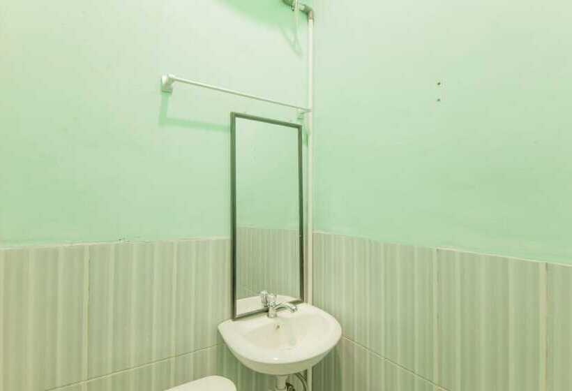 هتل Oyo 2310 Residence 68