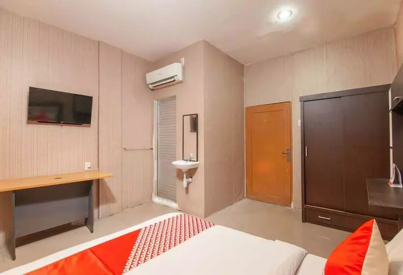 ホテル Oyo 2310 Residence 68